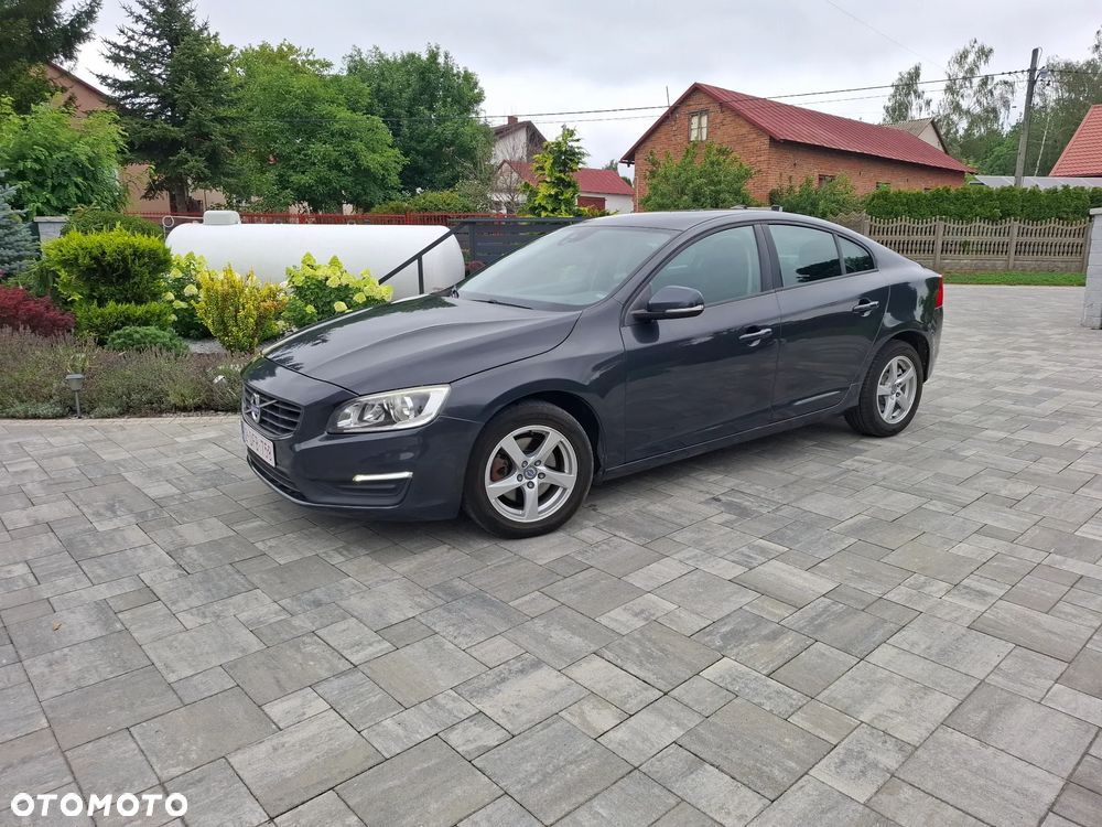 Volvo S60 D2 Momentum - 5