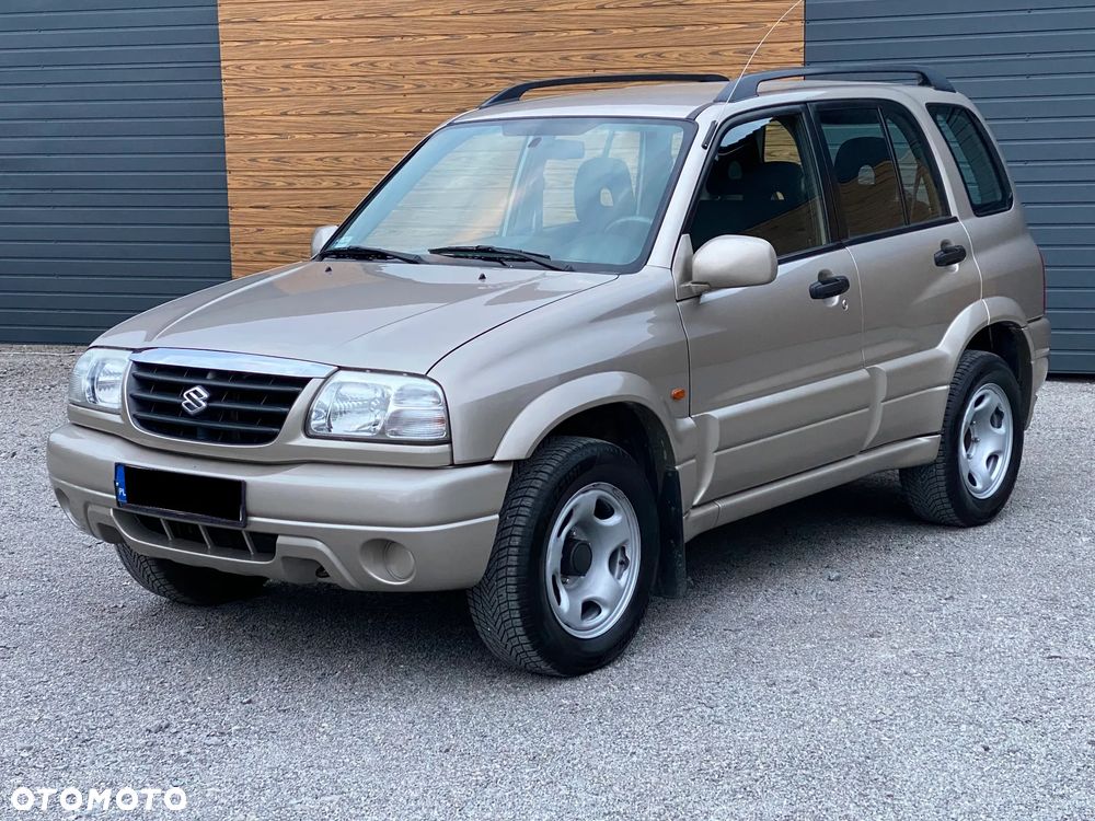 Suzuki Grand Vitara 2.0 Comfort Style - 14