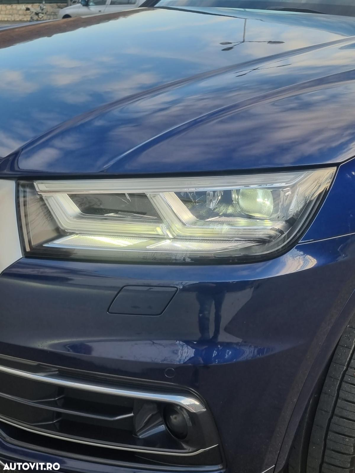 Audi Q5 2.0 40 TDI quattro S tronic Sport - 9