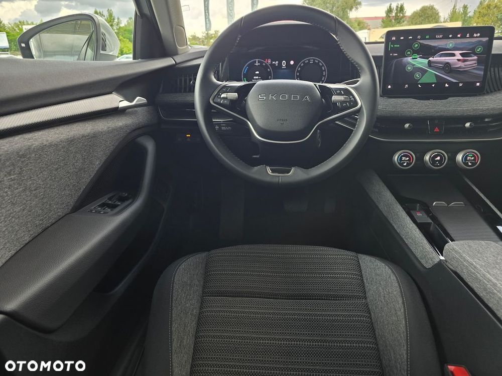 Skoda Superb 1.5 TSI Plug-in Hybrid Edition 130 DSG - 19