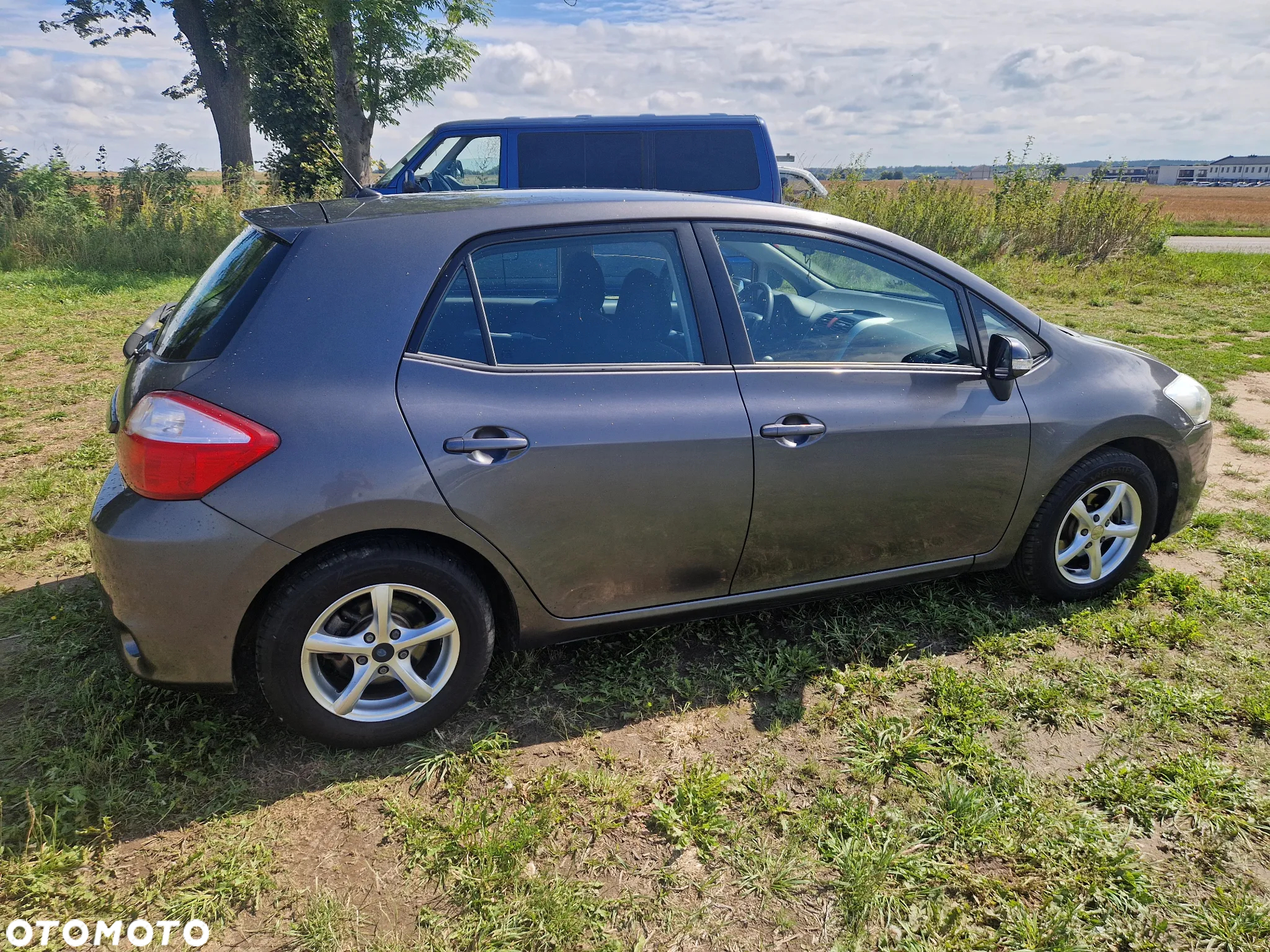 Toyota Auris 1.33 VVT-i Premium Comfort - 4