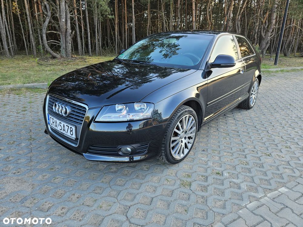 Audi A3 3-drzwiowe 1.6 Attraction - 1