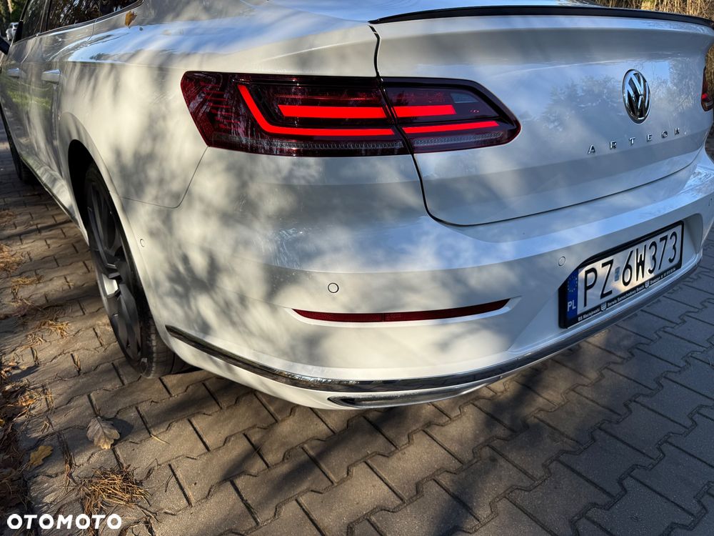 Volkswagen Arteon 2.0 TDI SCR DSG R-Line - 12