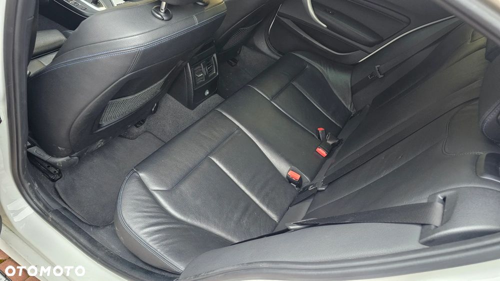 BMW Seria 1 M140i Shadow sport - 30