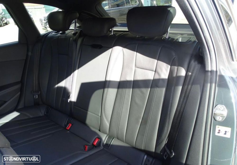 Audi A4 Avant 2.0 TDI S-line S tronic - 10