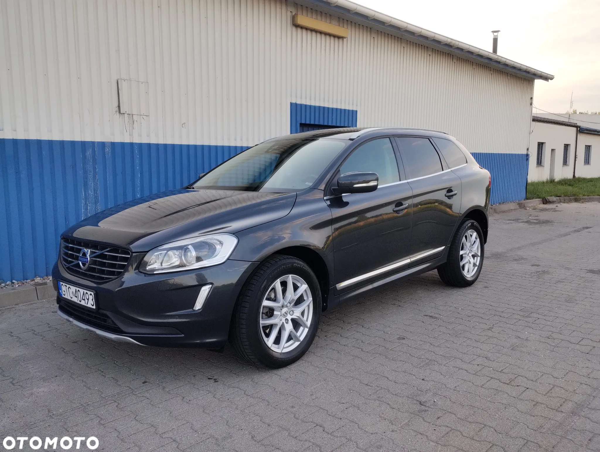 Volvo XC 60 D4 Drive-E Kinetic - 4