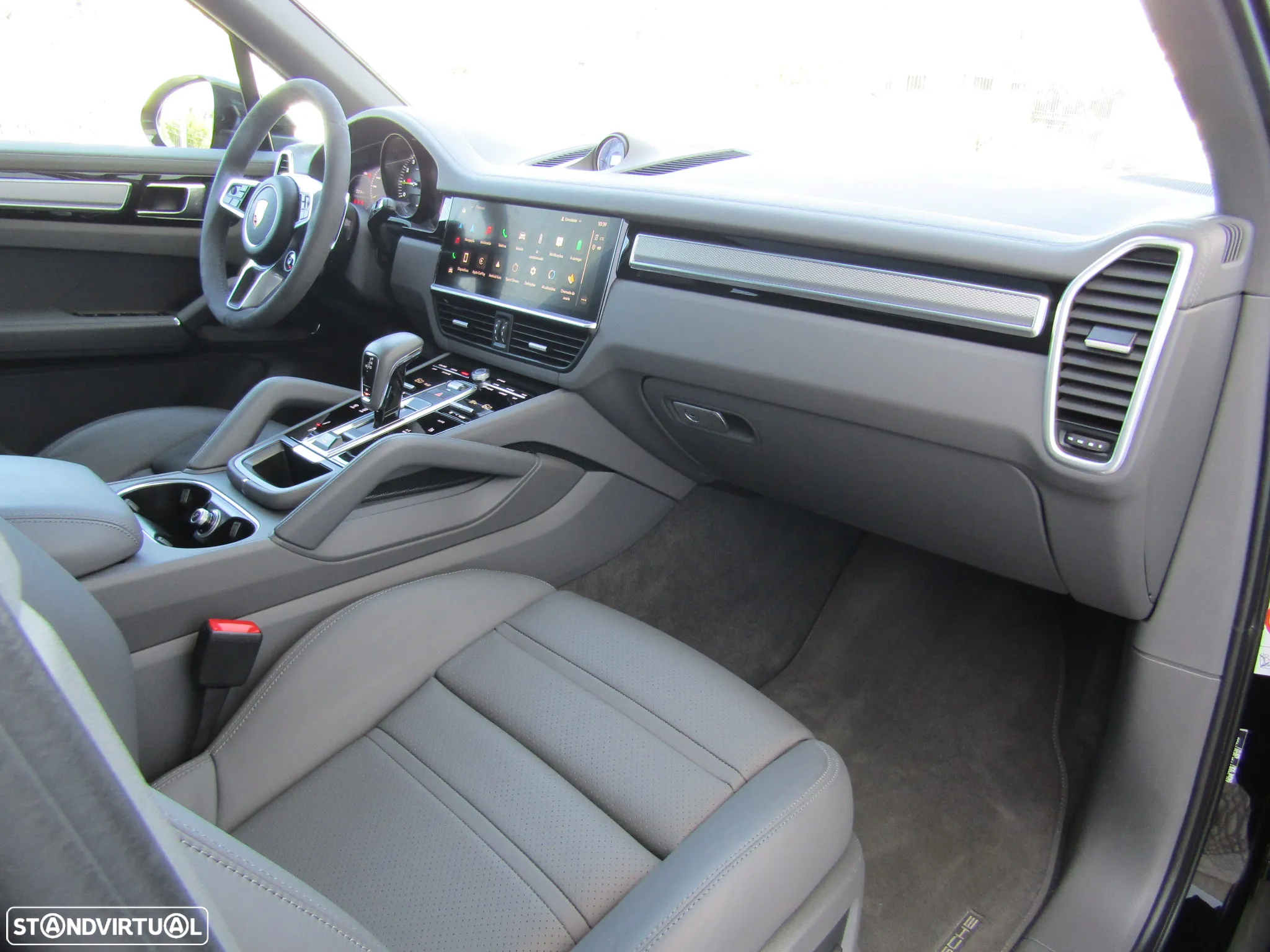 Porsche Cayenne E-Hybrid Platinum Edition - 27