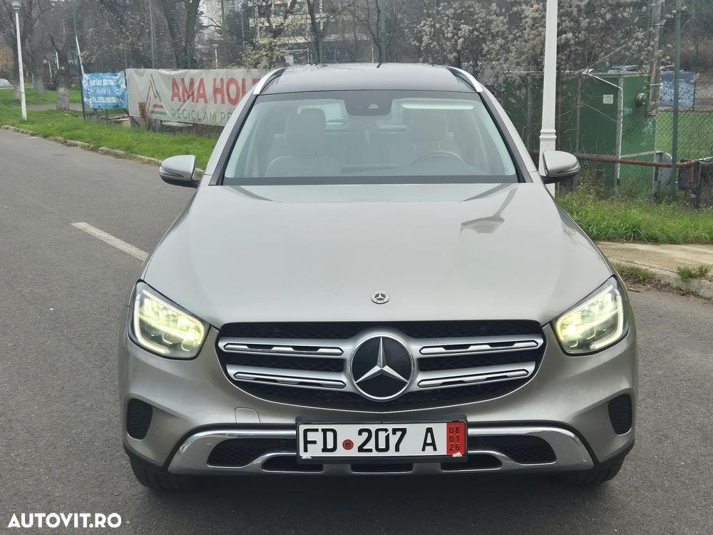 Mercedes-Benz GLC - 29