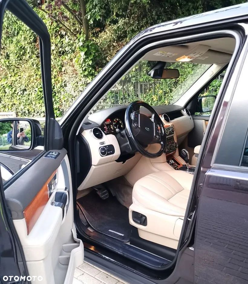 Land Rover Discovery 3.0D V6 HSE - 2