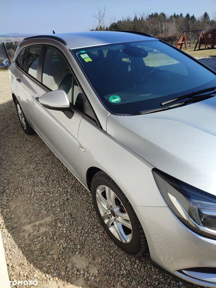 Opel Astra 1.6 CDTI Sport - 4
