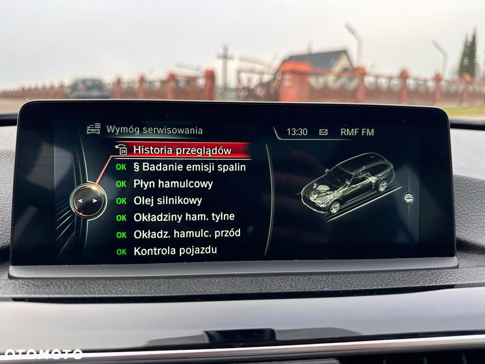 BMW Seria 3 318d Sport Line - 24