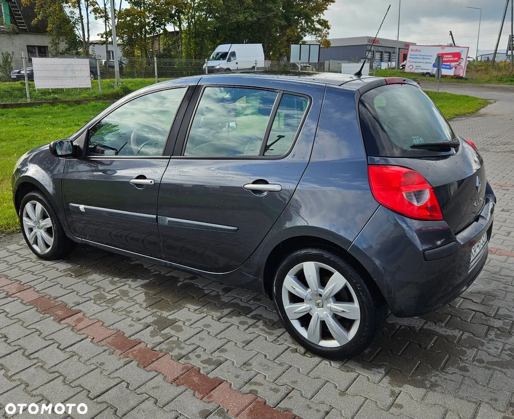 Renault Clio - 3