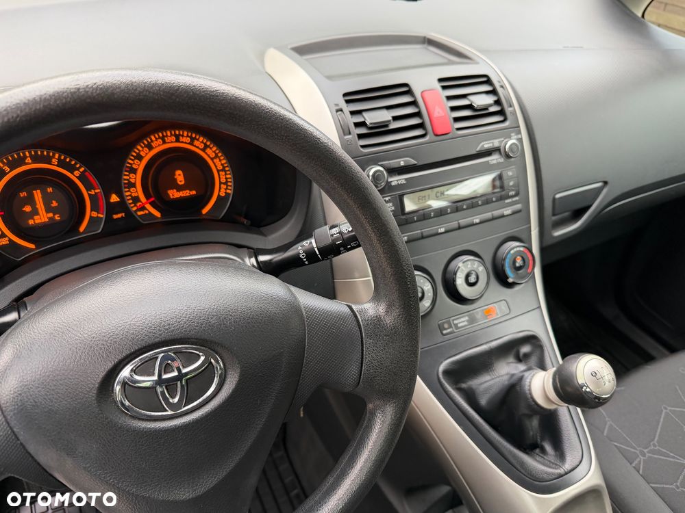 Toyota Auris 1.33 VVT-i Life - 11