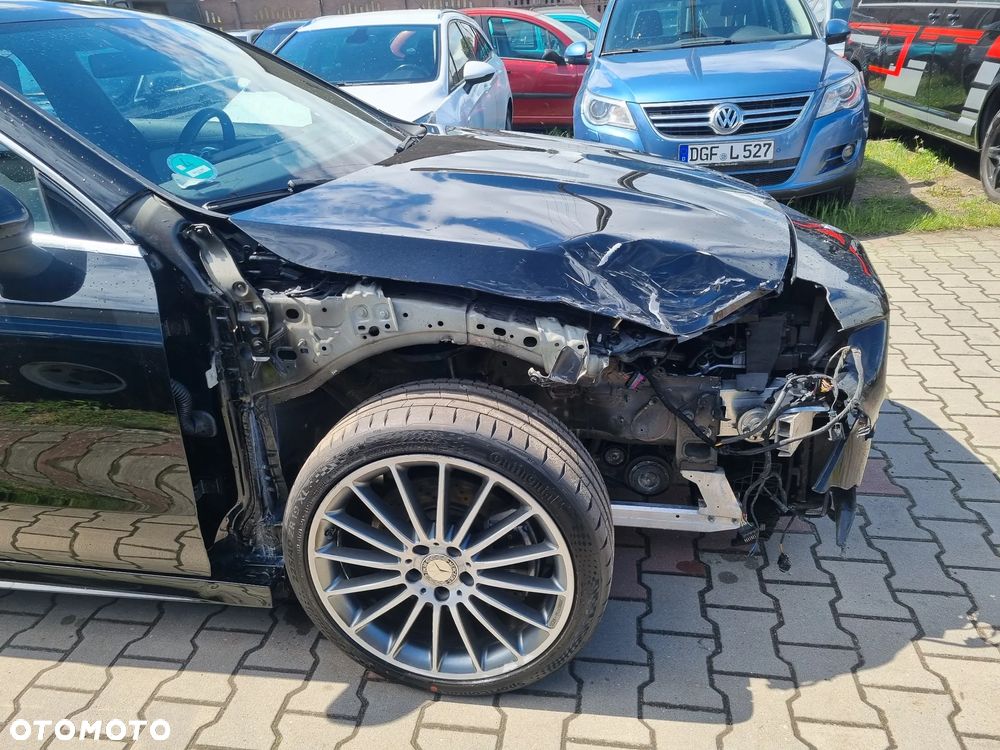 Mercedes-Benz CLA 220 4Matic 7G-DCT AMG Line - 11