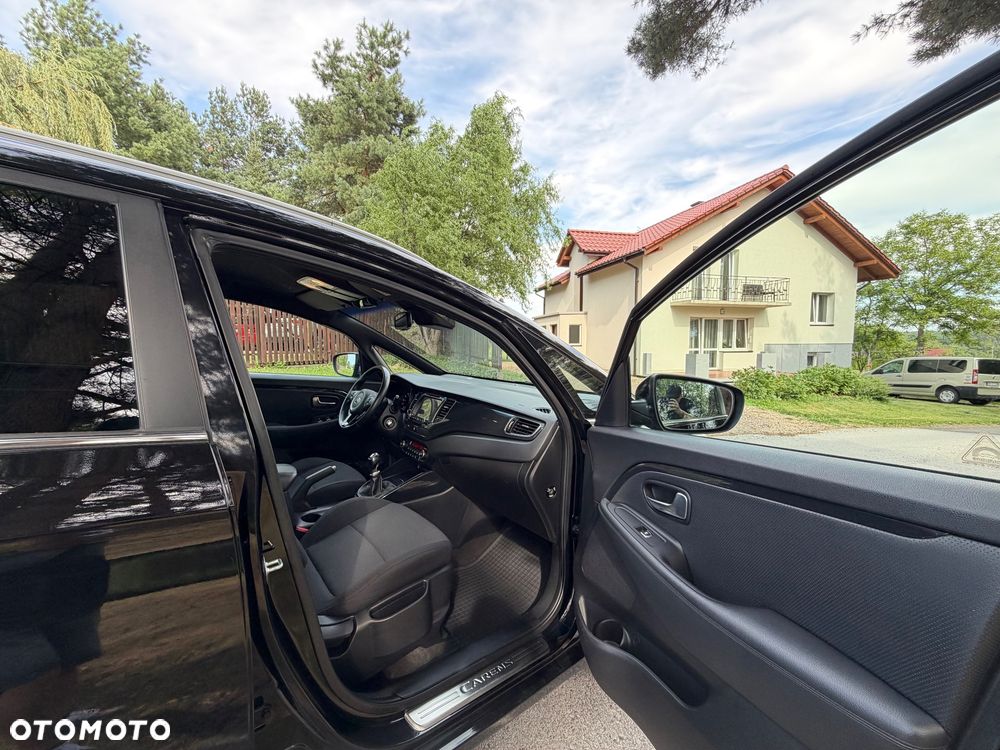 Kia Carens 2.0 GDI XL EU6 - 25