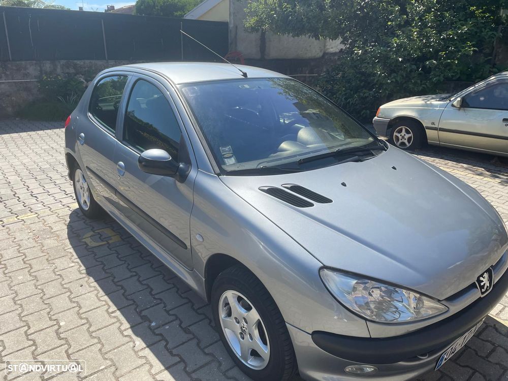 Peugeot 206 1.1 Color Line - 5