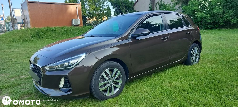 Hyundai i30 - 23