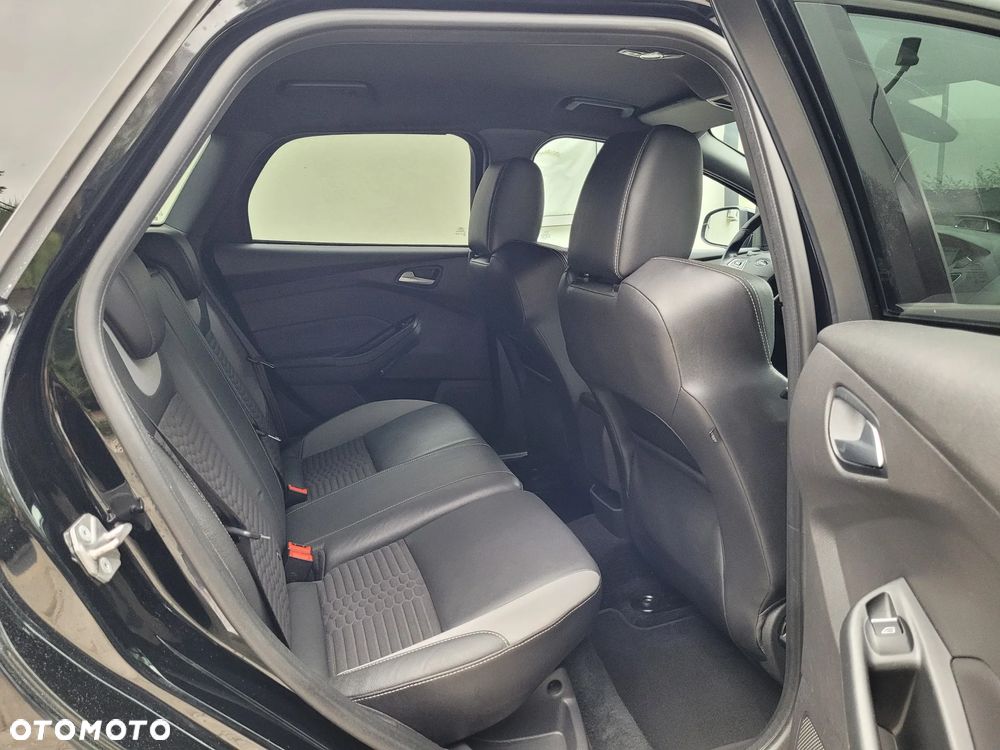 Ford Focus 2.0 TDCi ST mit Leder-Exclusiv-Paket - 15