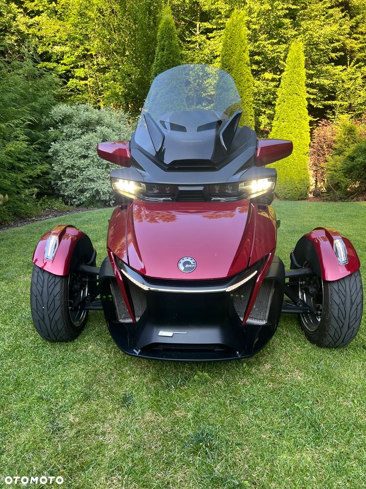 Can-Am Spyder - 1