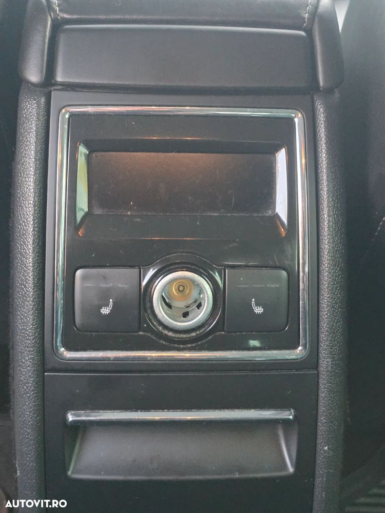 Skoda Superb Combi 2.0 TDI Green tec 4x4 DSG Elegance - 10