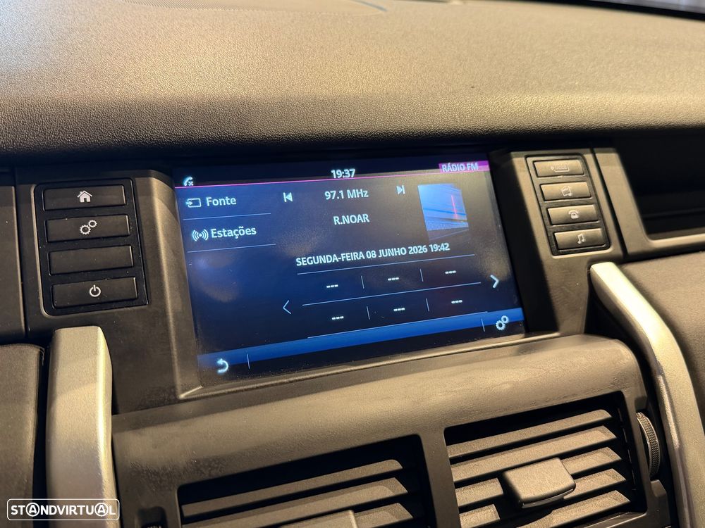 Land Rover Discovery Sport 2.0 TD4 HSE Luxury - 46