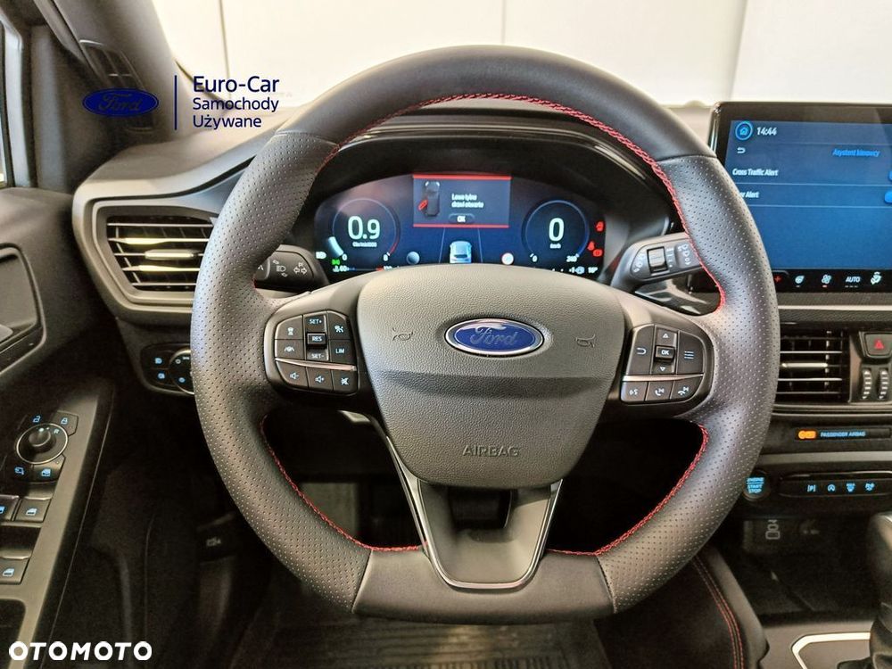Ford Focus 1.0 EcoBoost mHEV ST-Line X - 21