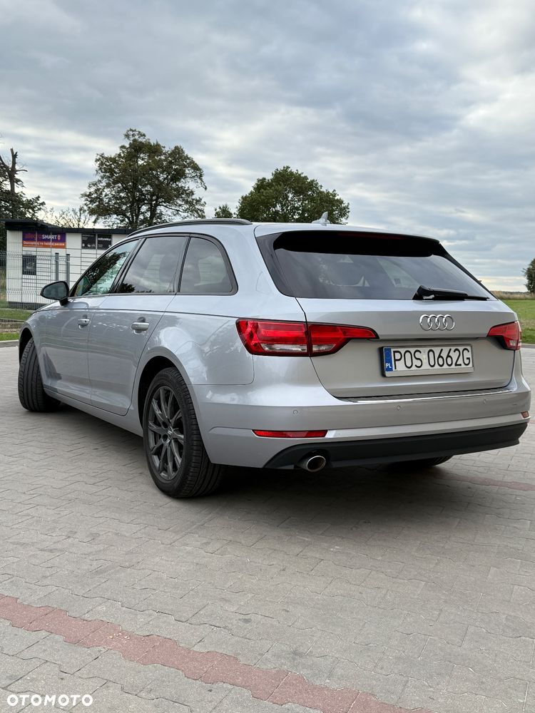 Audi A4 Avant 2.0 TDI S tronic - 4