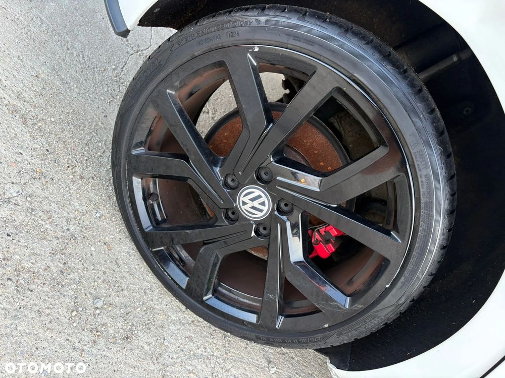 Volkswagen Golf GTI (BlueMotion Technology) DSG - 17