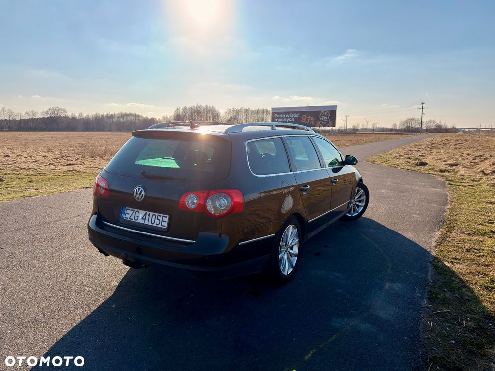 Volkswagen Passat 2.0 TDI DPF Highline - 3