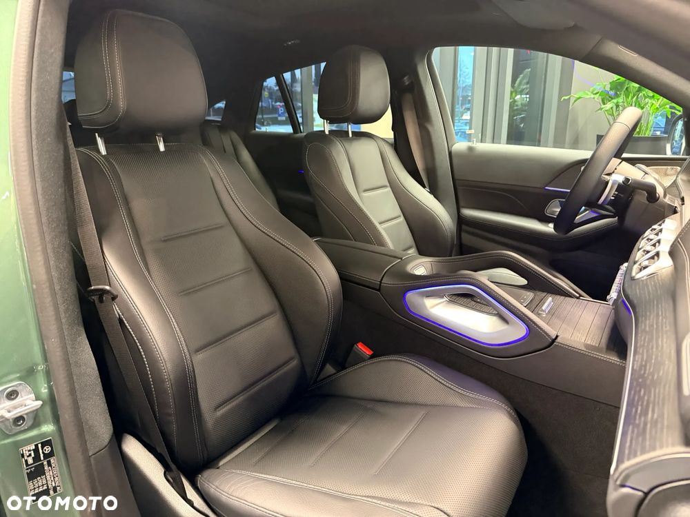 Mercedes-Benz GLE - 25