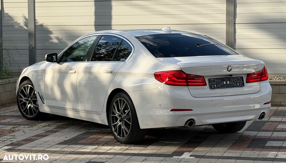 BMW Seria 5 530e AT PHEV - 32