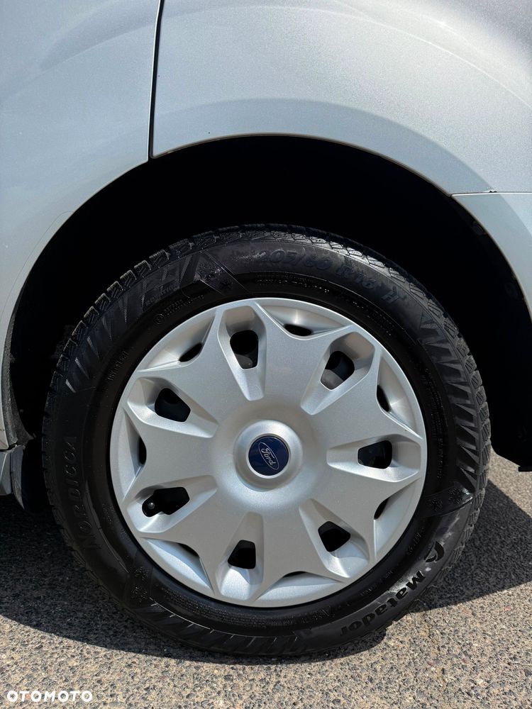 Ford Tourneo Connect 1.5 TDCi Trend - 13