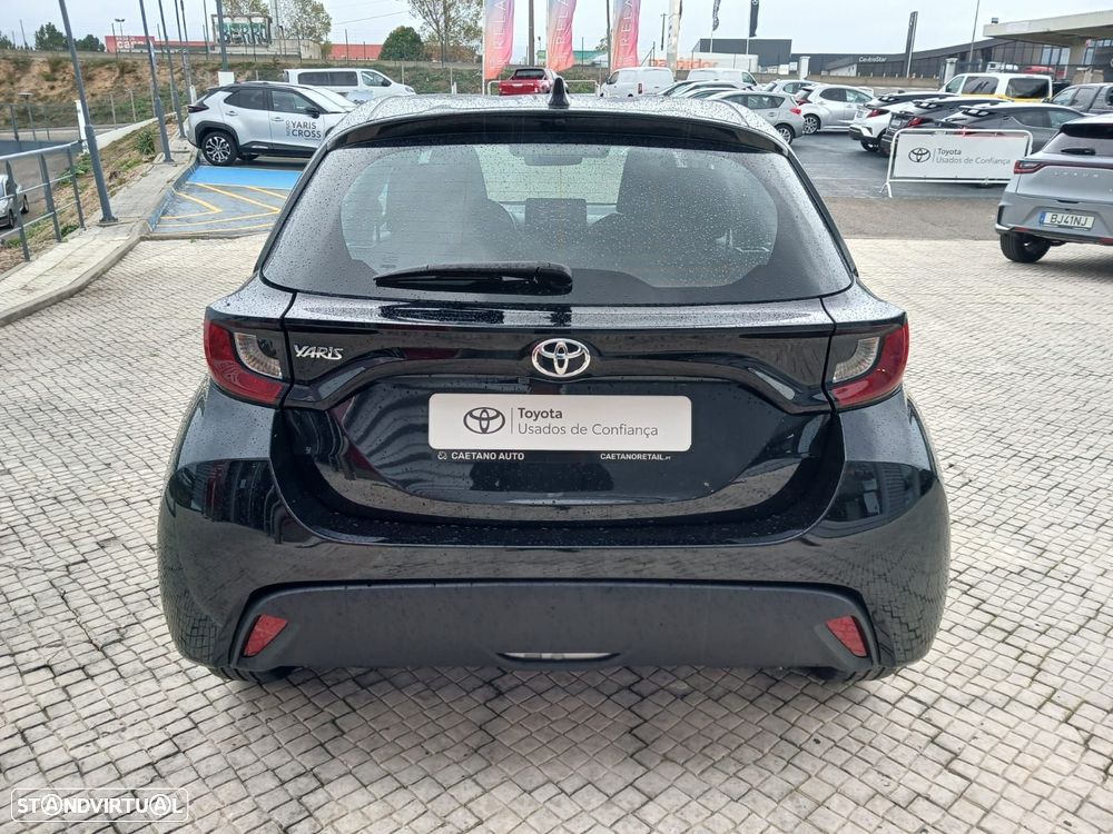 Toyota Yaris - 7