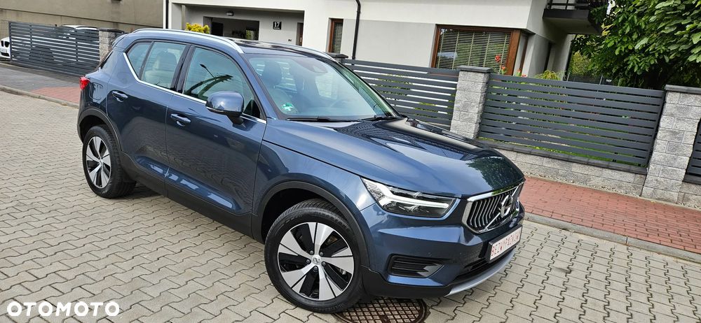 Volvo Xc 40 2022 photo 2
