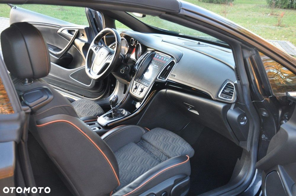 Opel Cascada 1.4 T Cosmo S&S EU6 - 24