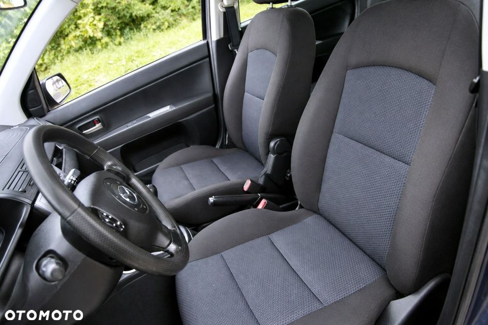 Mazda 2 - 17