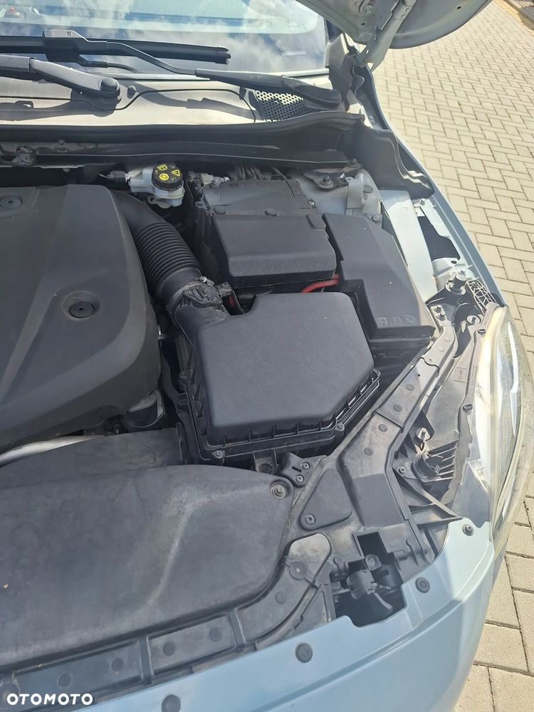 Volvo V40 D2 Momentum - 15