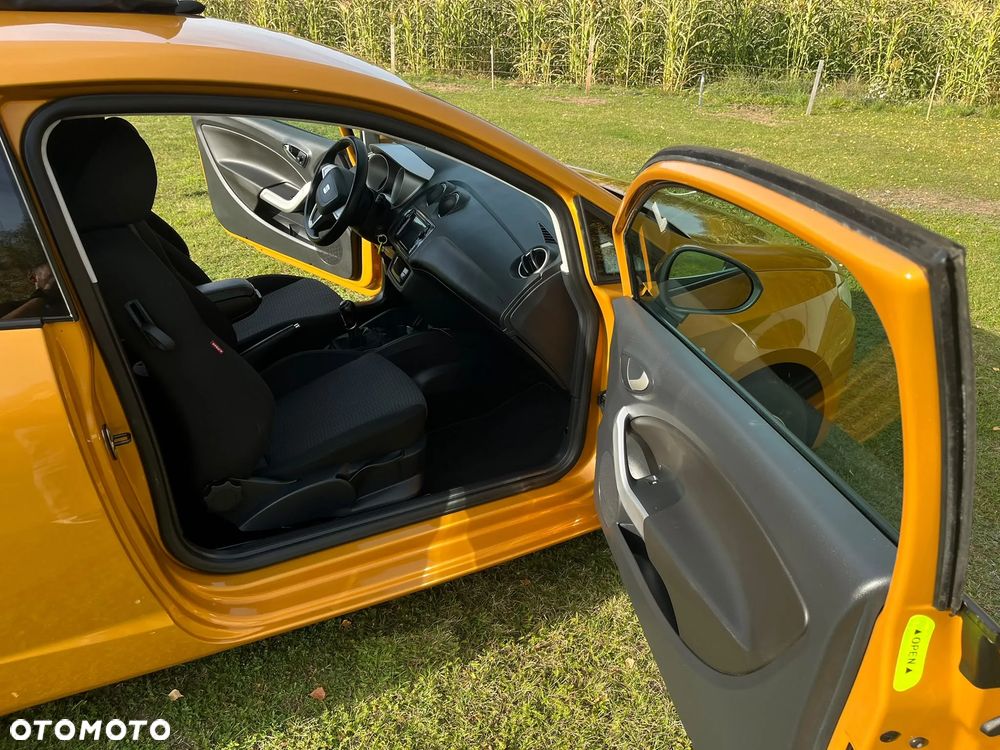 Seat Ibiza SC 1.4 16V Style - 19