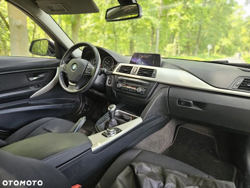 BMW Seria 3 - 3