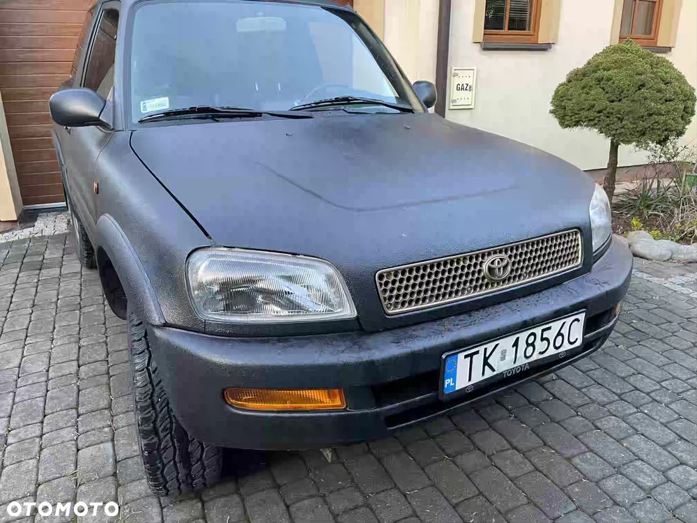 Toyota RAV4 2.0 - 6