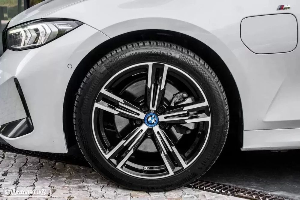 BMW 330 e xDrive Aut. M Sport - 10
