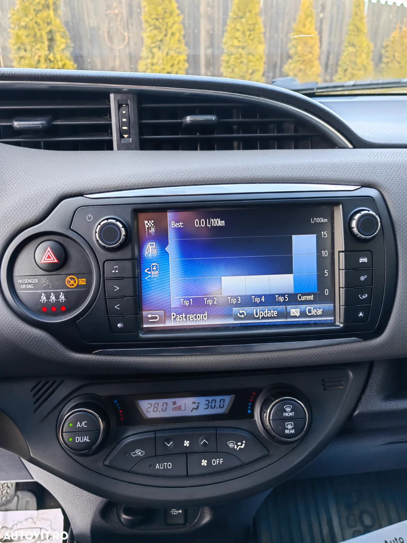 Toyota Yaris Hybrid 1.5 VVT-i Premiere Edition - 21