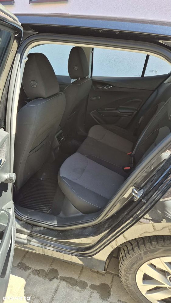 Skoda Fabia 1.0 TSI Ambition - 11