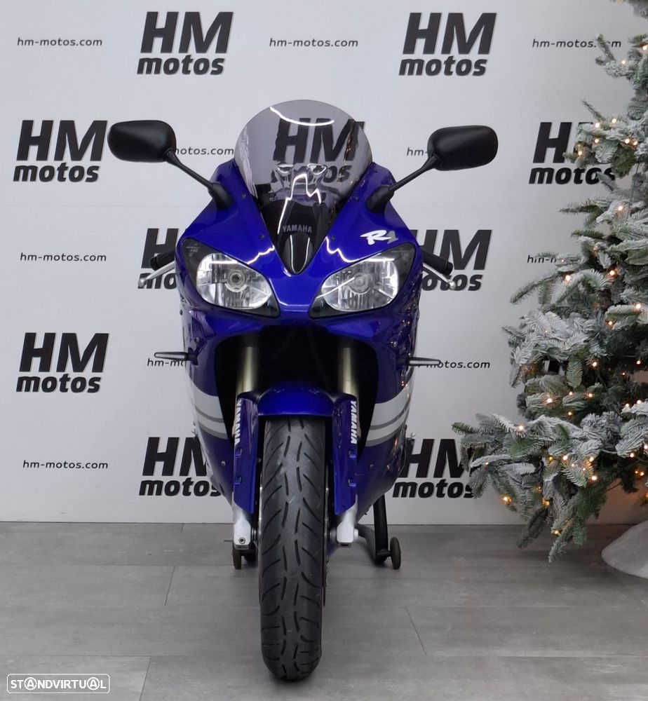 Yamaha YZF R1 - 3