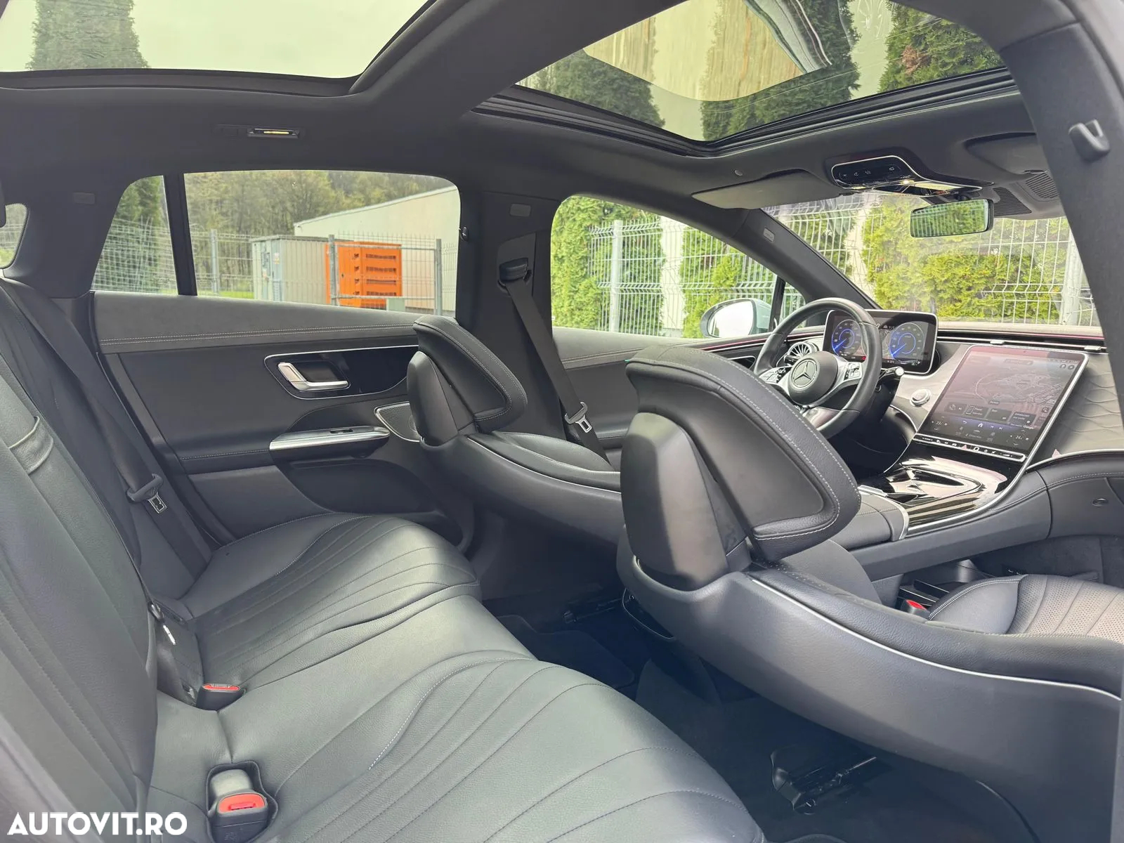 Mercedes-Benz EQE 350+ - 15