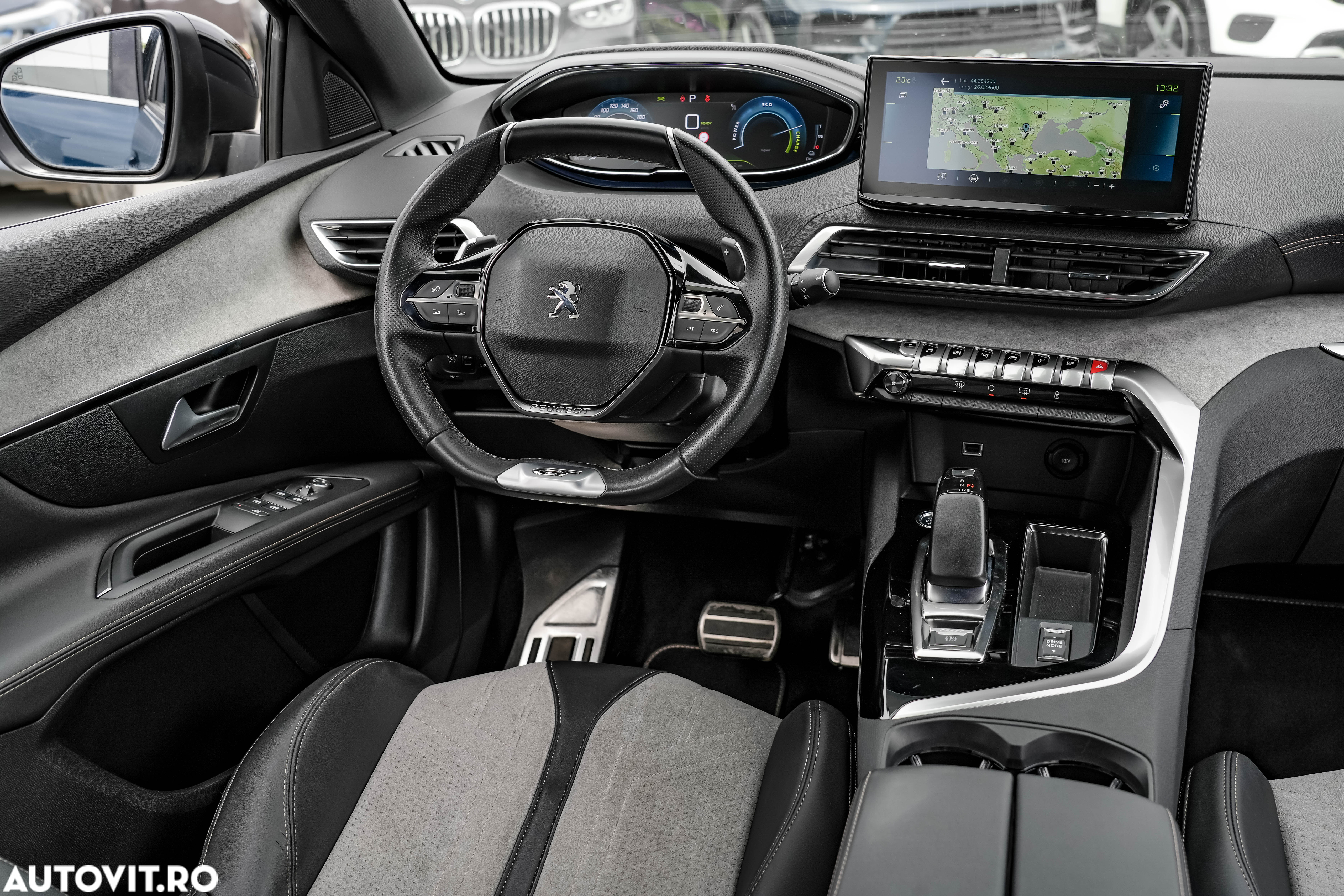 Peugeot 3008 PHEV EAT8 GT Pack - 7
