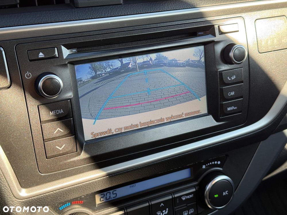Toyota Auris - 8