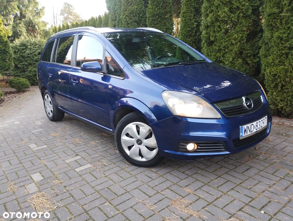 Opel Zafira ver-1-8-active - 2