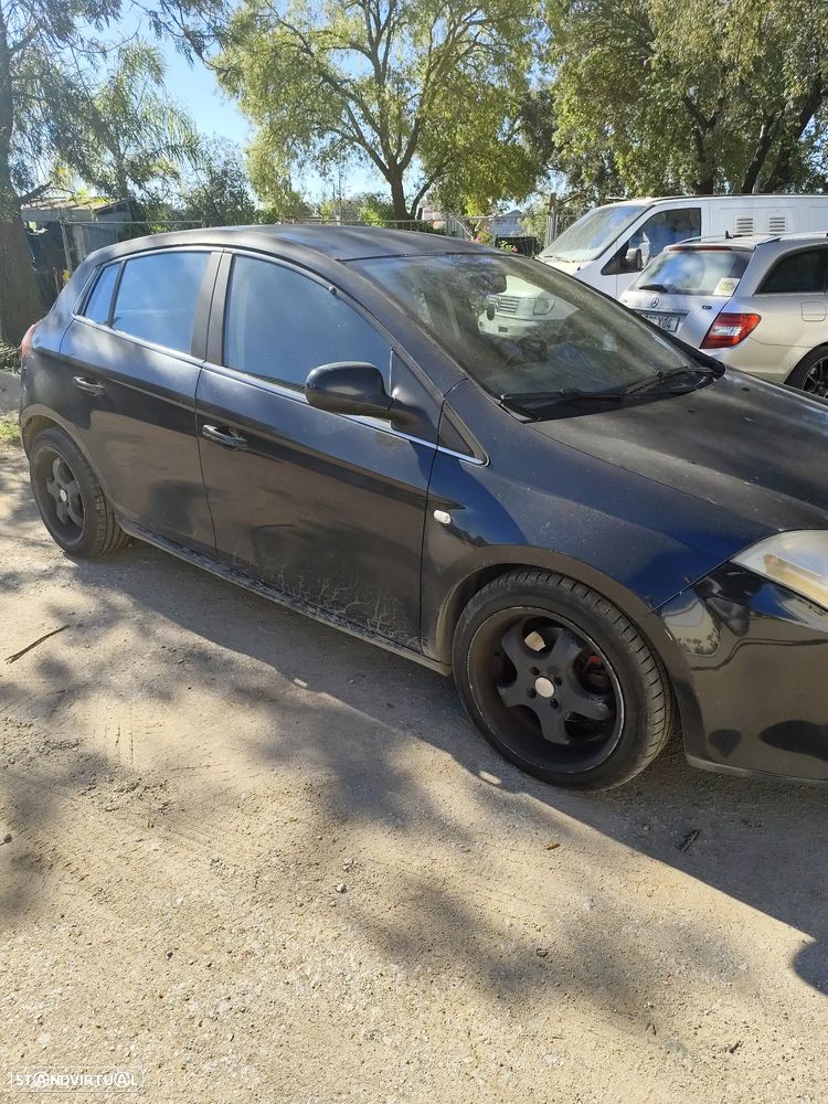 Fiat Bravo 1.9 M-Jet Sport - 16