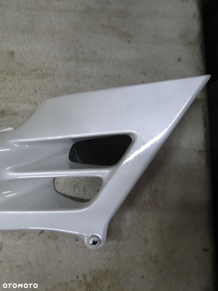 HONDA CBR 600F F3 OSŁONA OBUDOWA OWIEKWA BOCZNA PRAWA TYŁ TYLNA EUROPA - 2